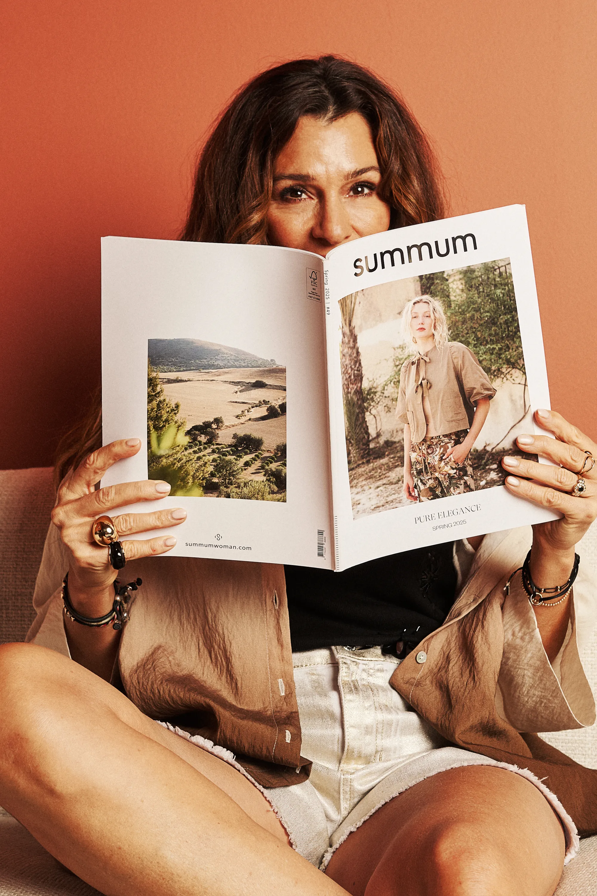Summum Woman detail